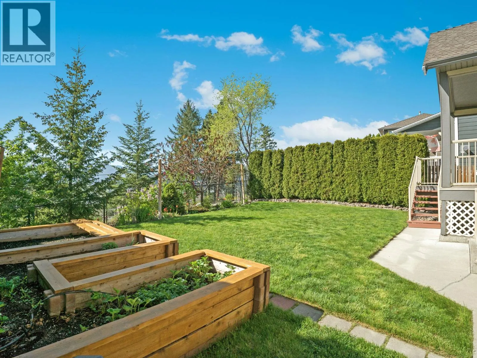 2051 Sunview Drive Unit# 4