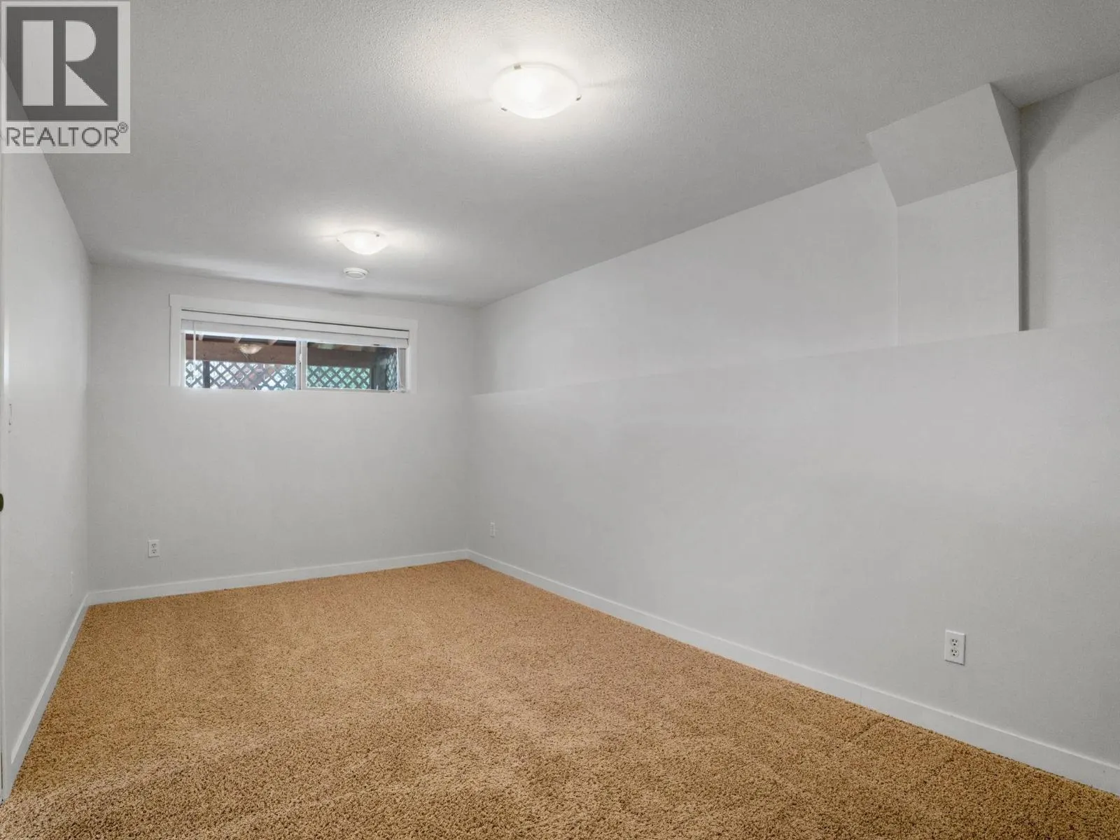 2051 Sunview Drive Unit# 4