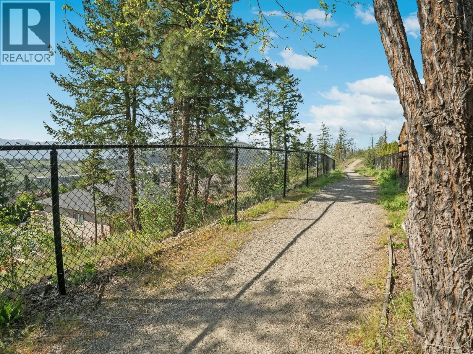 2051 Sunview Drive Unit# 4