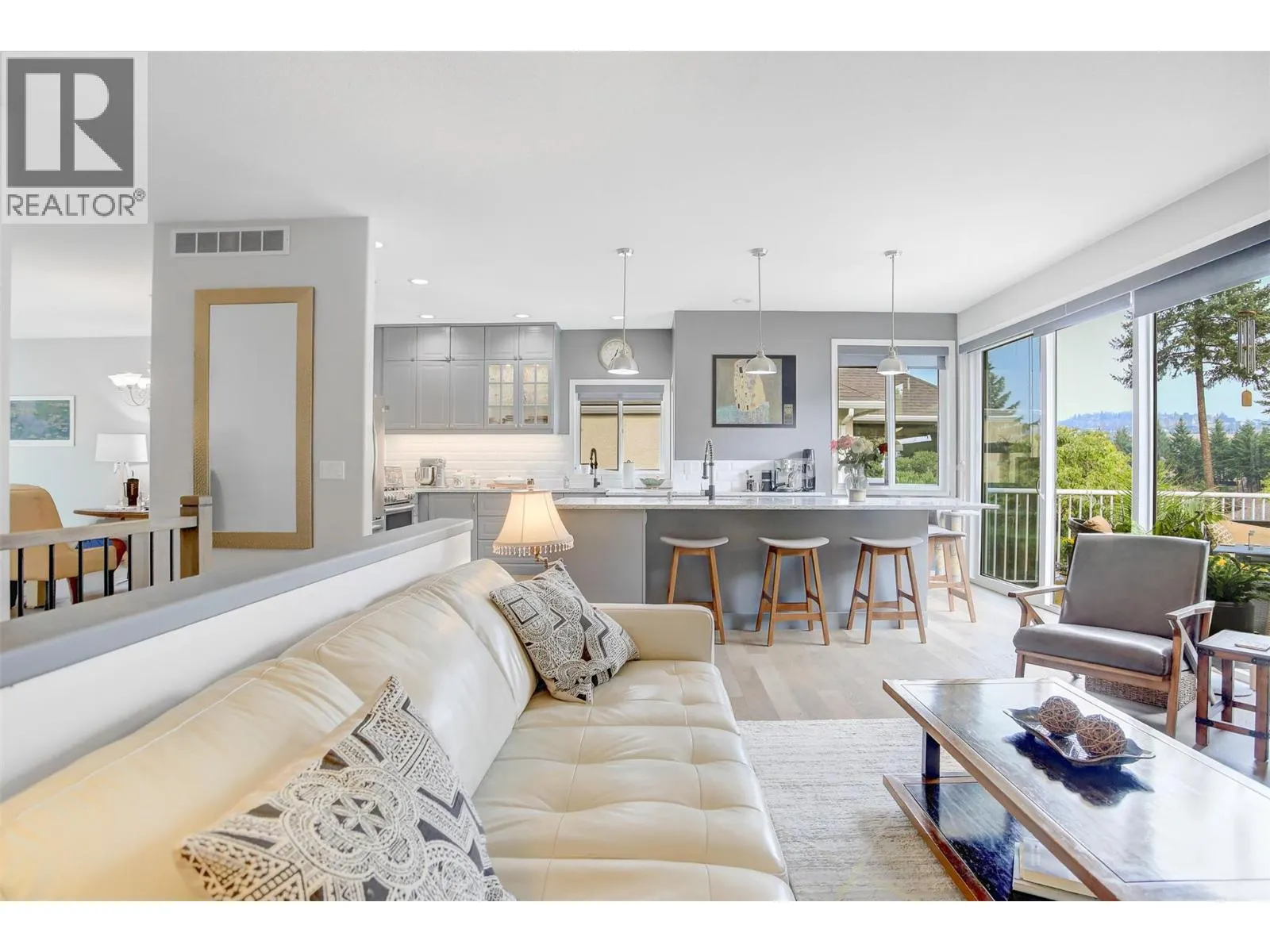 363 Woodpark Crescent