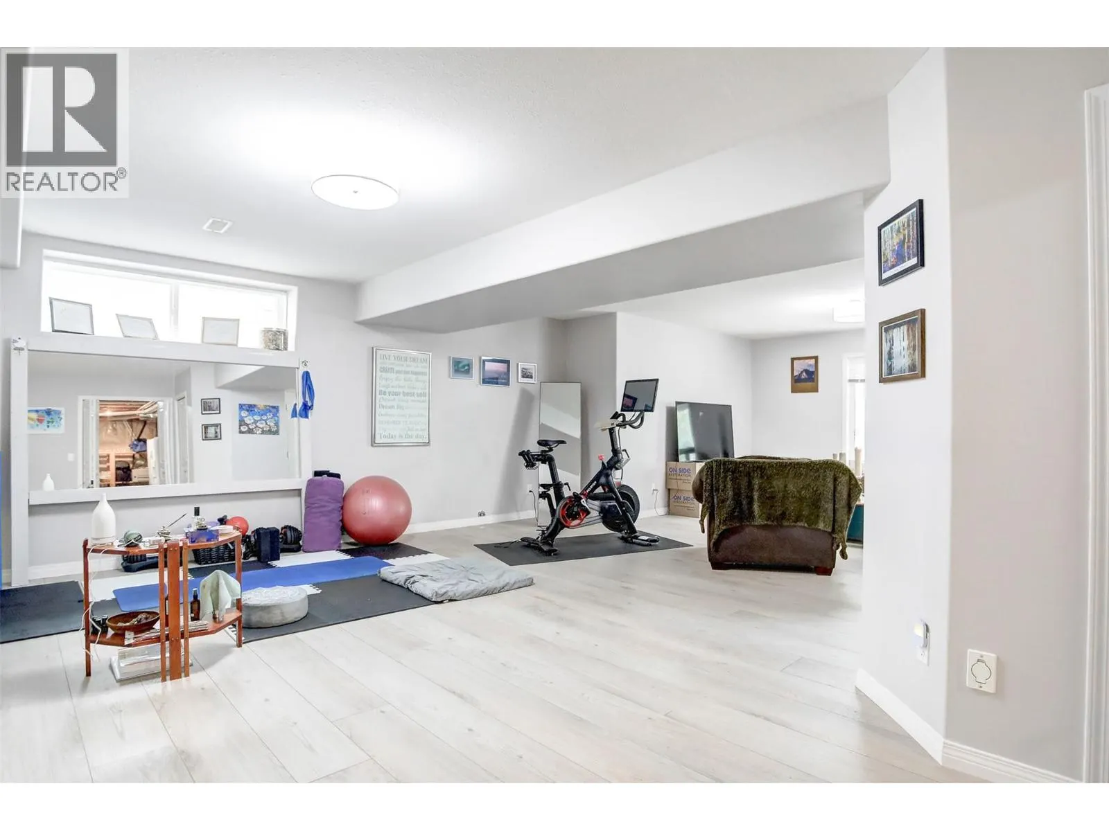 363 Woodpark Crescent
