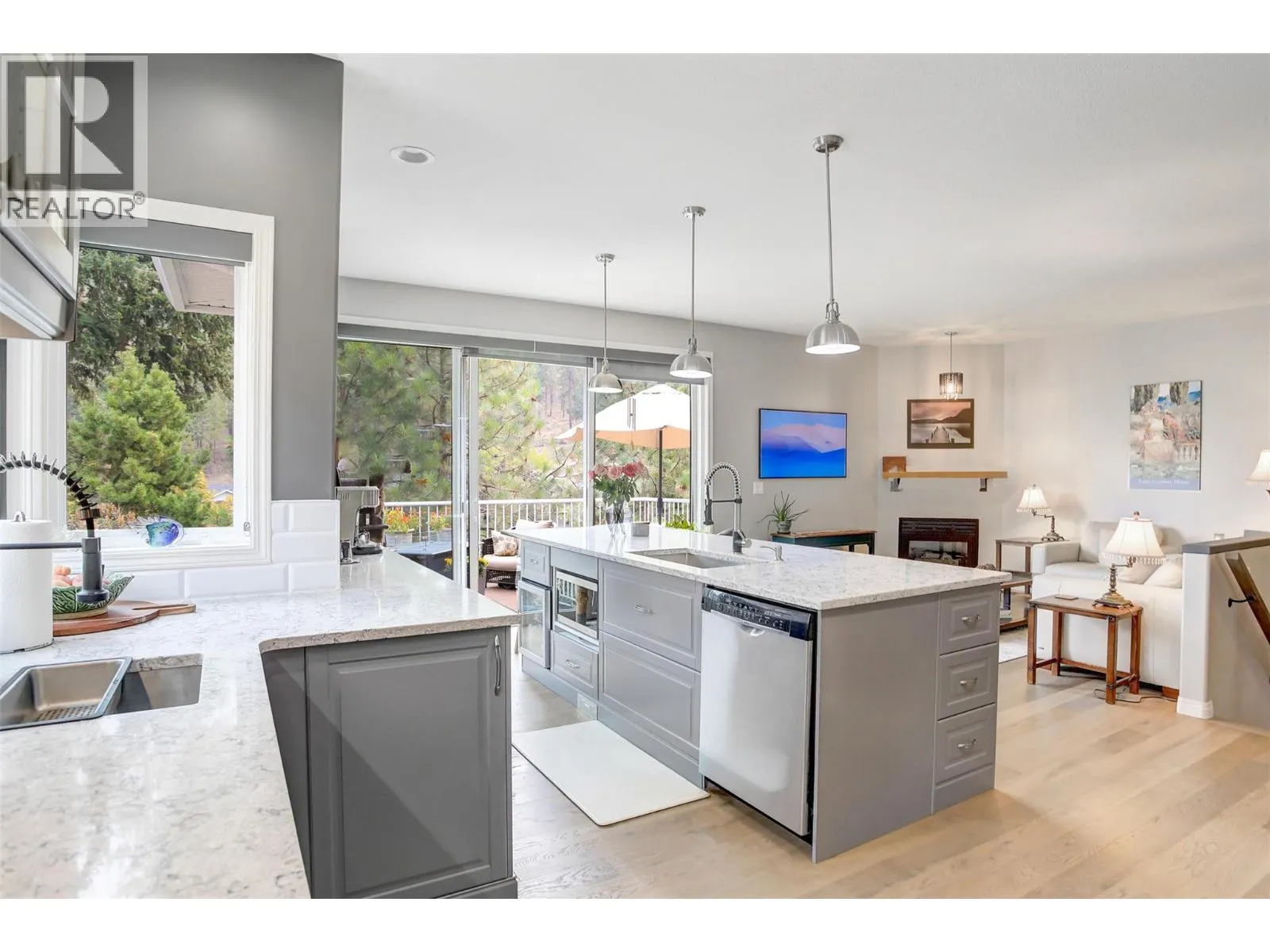 363 Woodpark Crescent