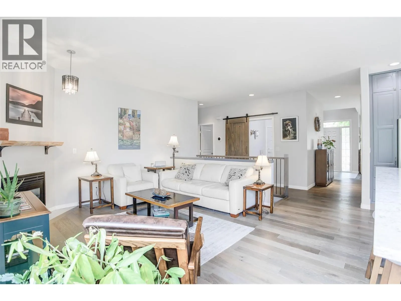363 Woodpark Crescent