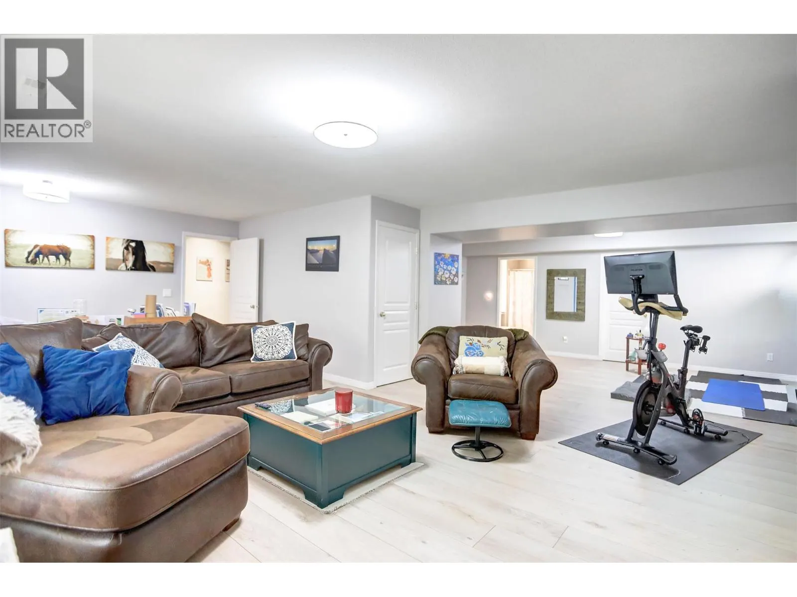 363 Woodpark Crescent