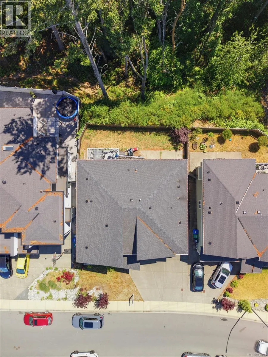 135 Lindquist Rd