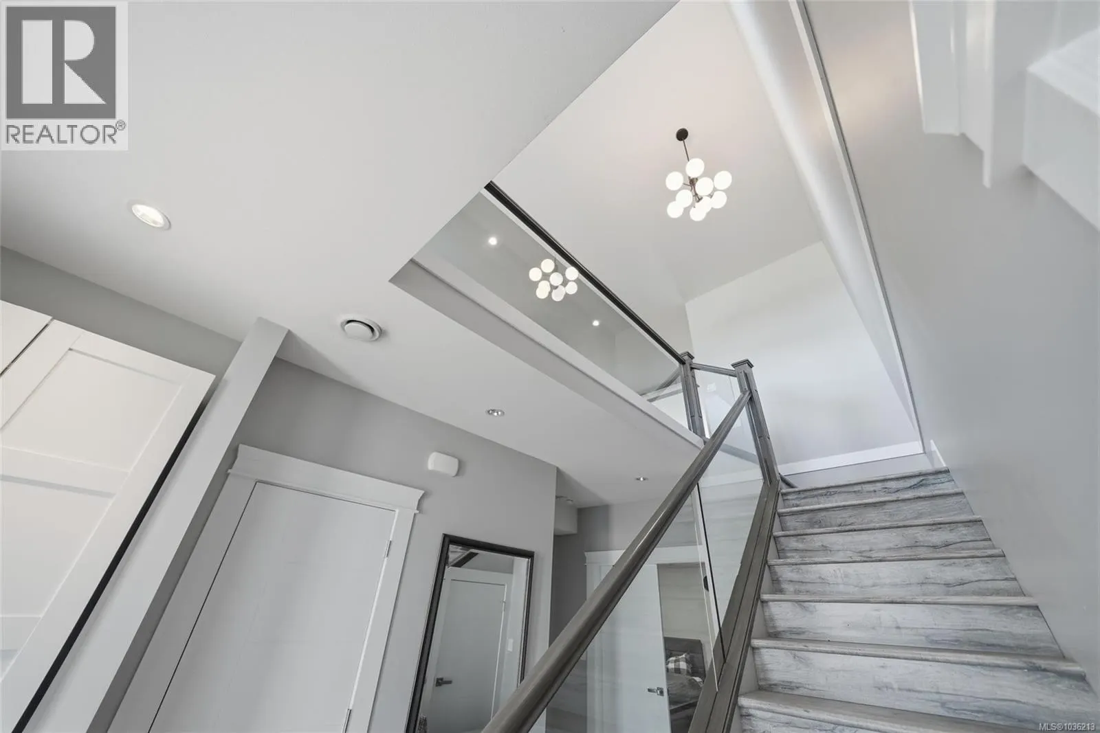 135 Lindquist Rd