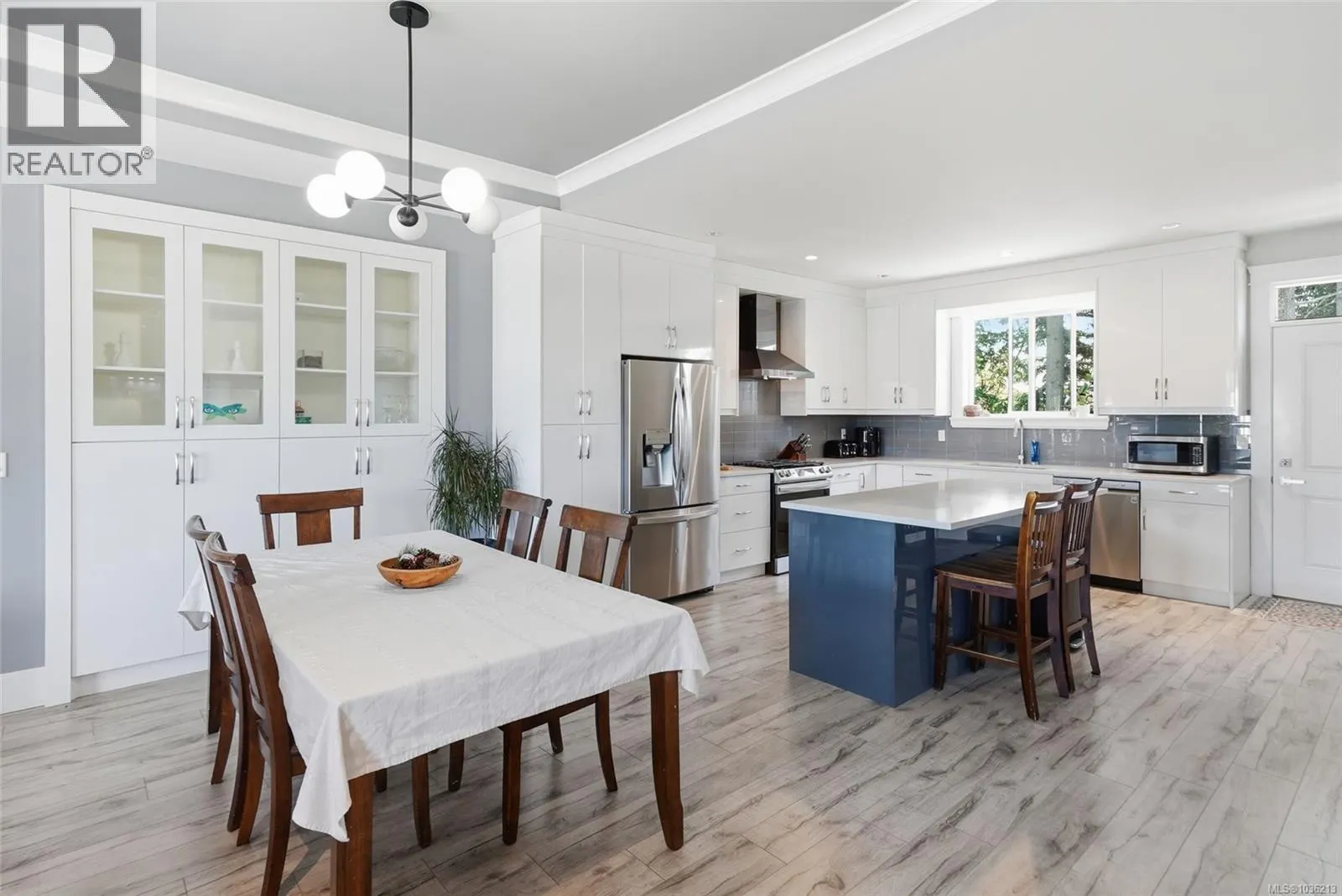 135 Lindquist Rd