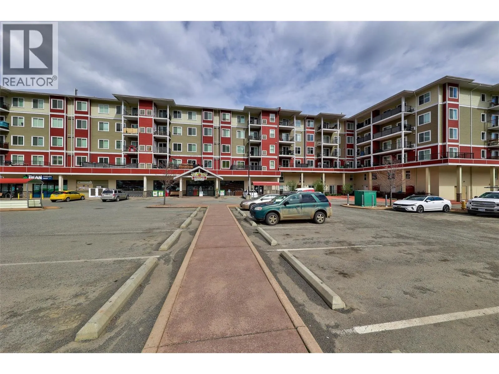 5170 DALLAS Drive Unit# 321