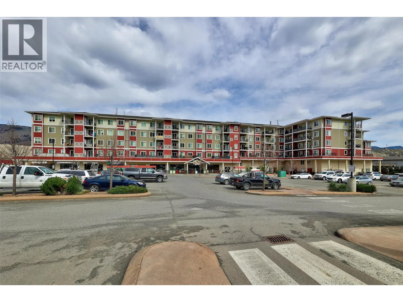 5170 DALLAS Drive Unit# 321