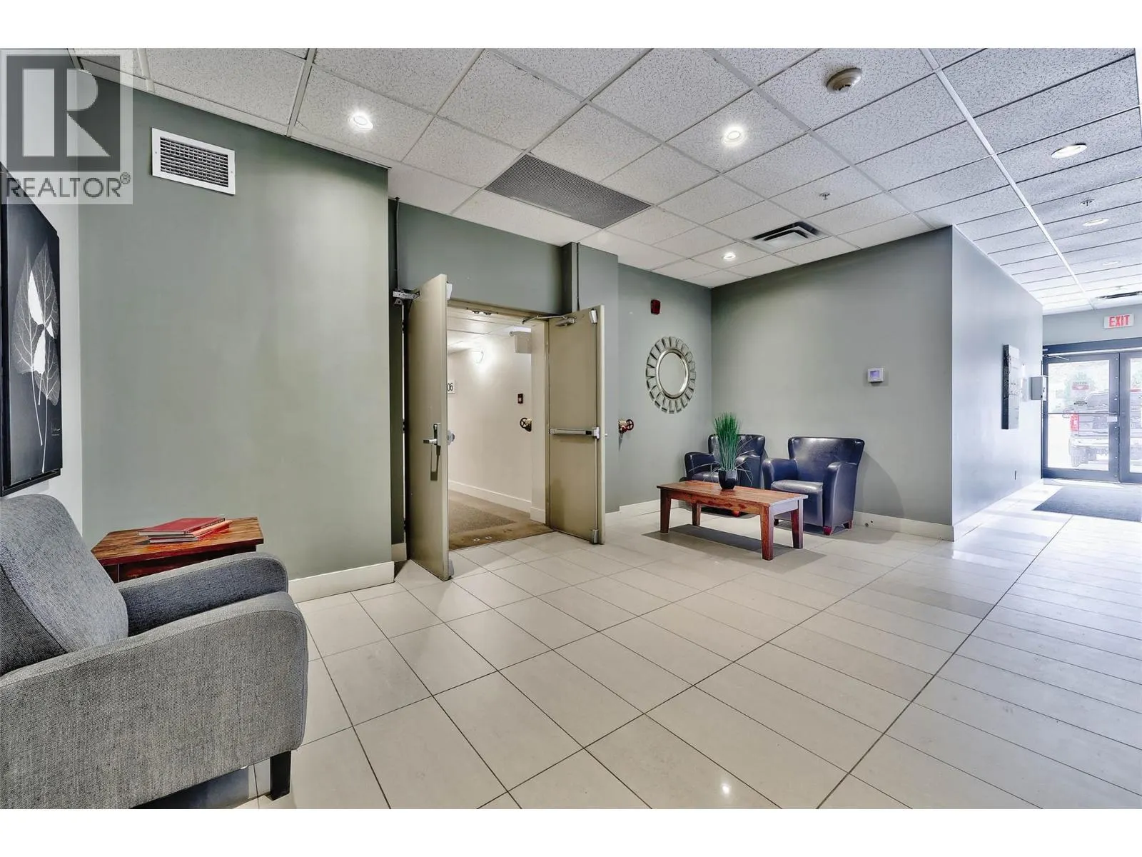 5170 DALLAS Drive Unit# 321