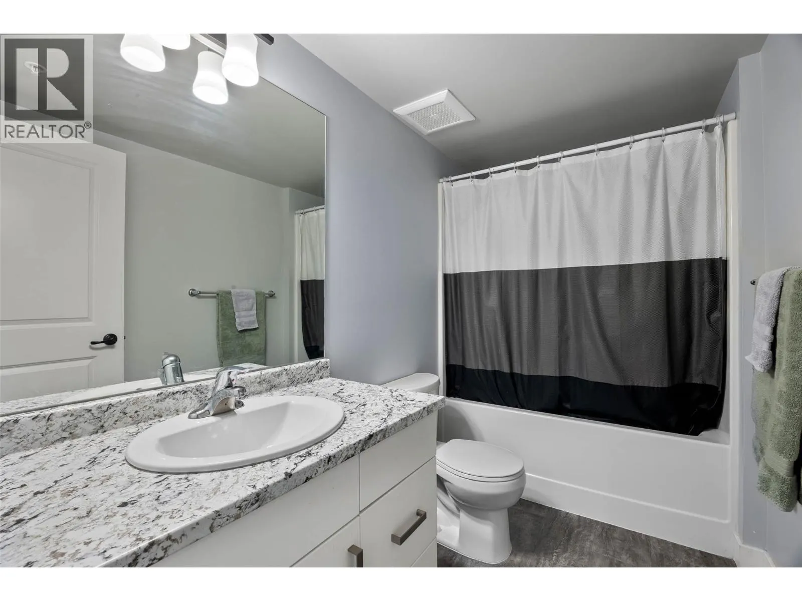 5170 DALLAS Drive Unit# 321