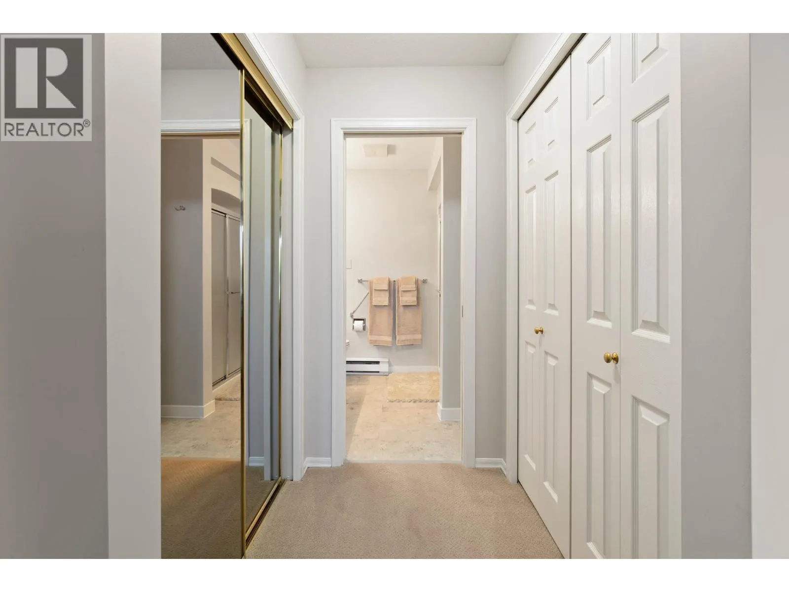 3283 Casorso Road Unit# 202