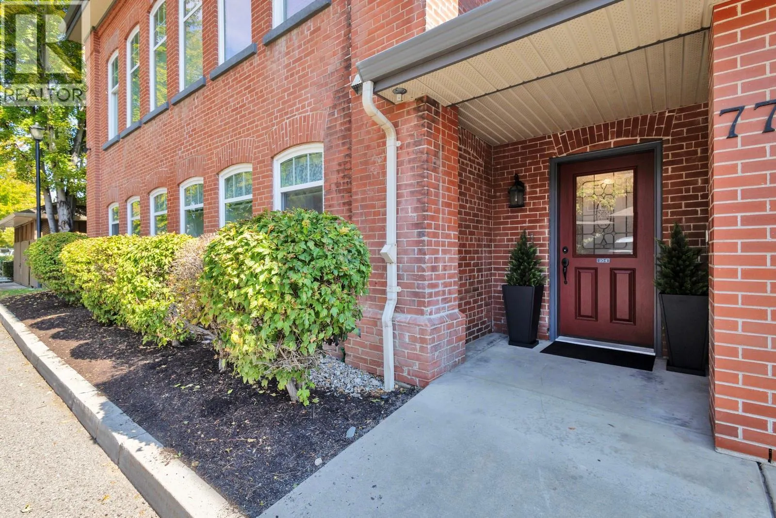 772 Rutland Road N Unit# 104