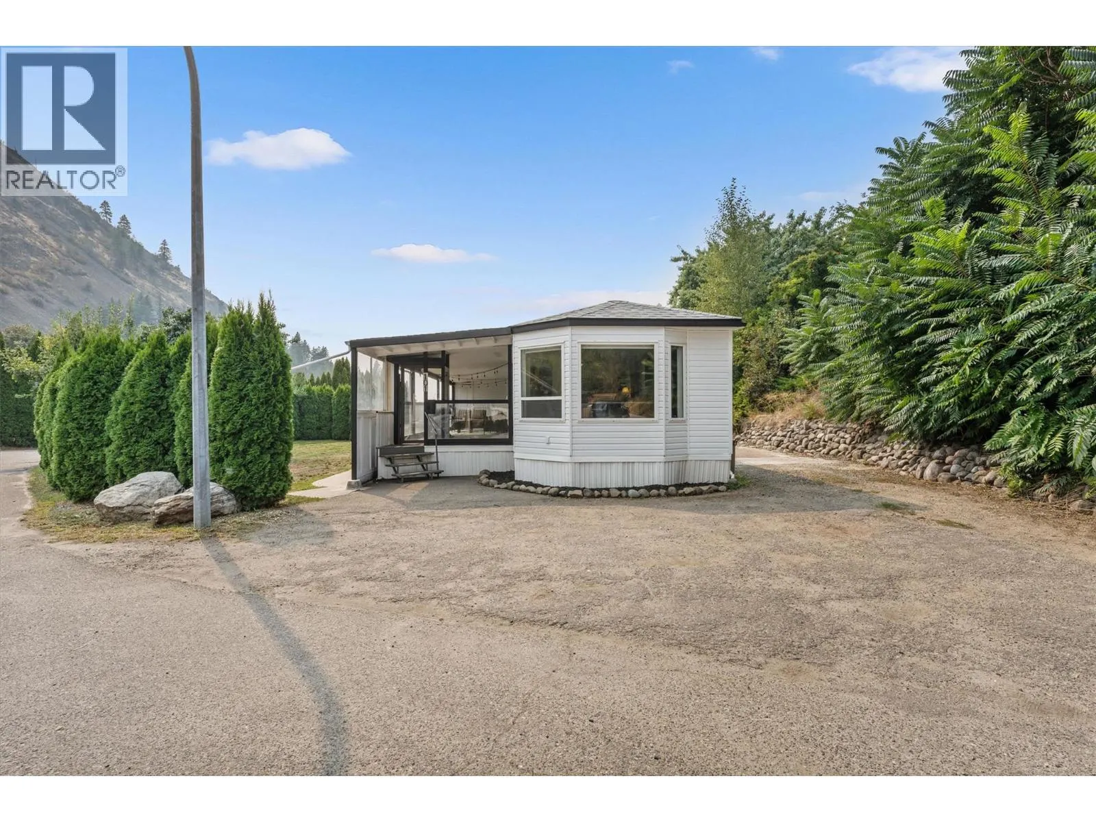 1699 Ross Road Unit# 101