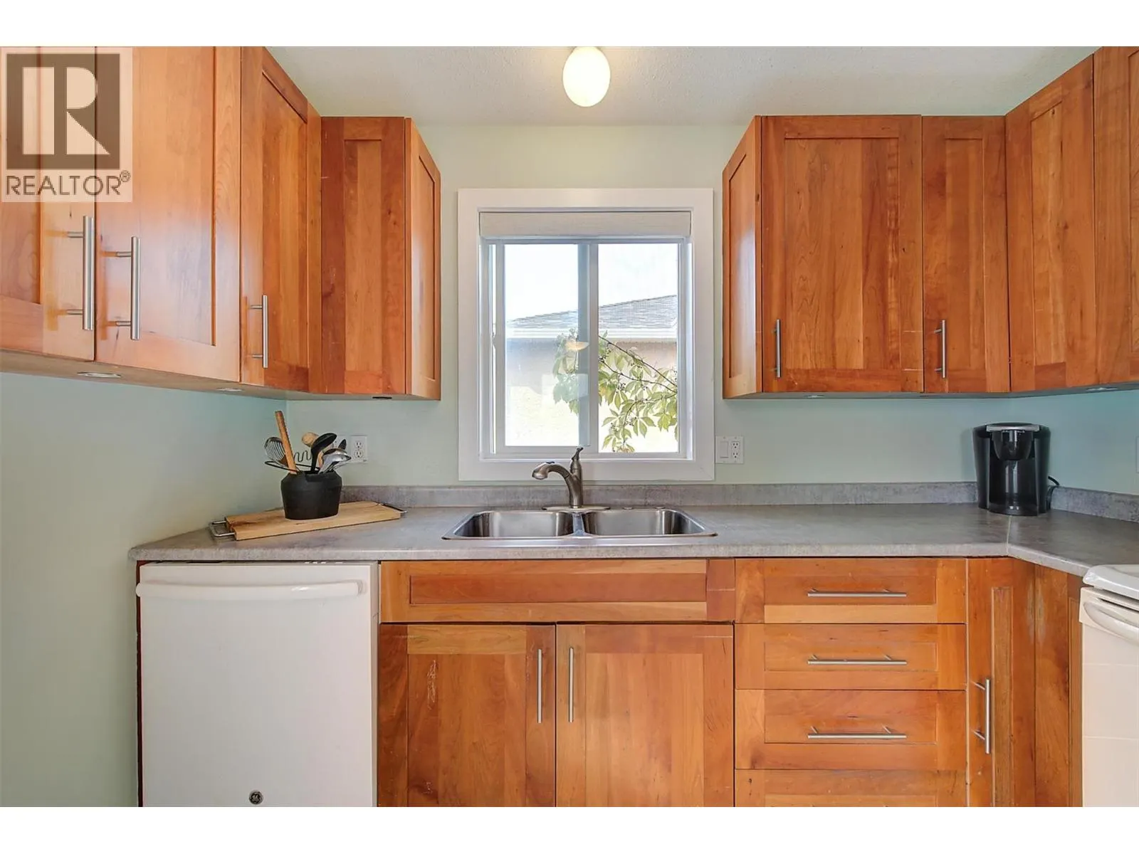 2440 Old Okanagan Highway Unit# 307