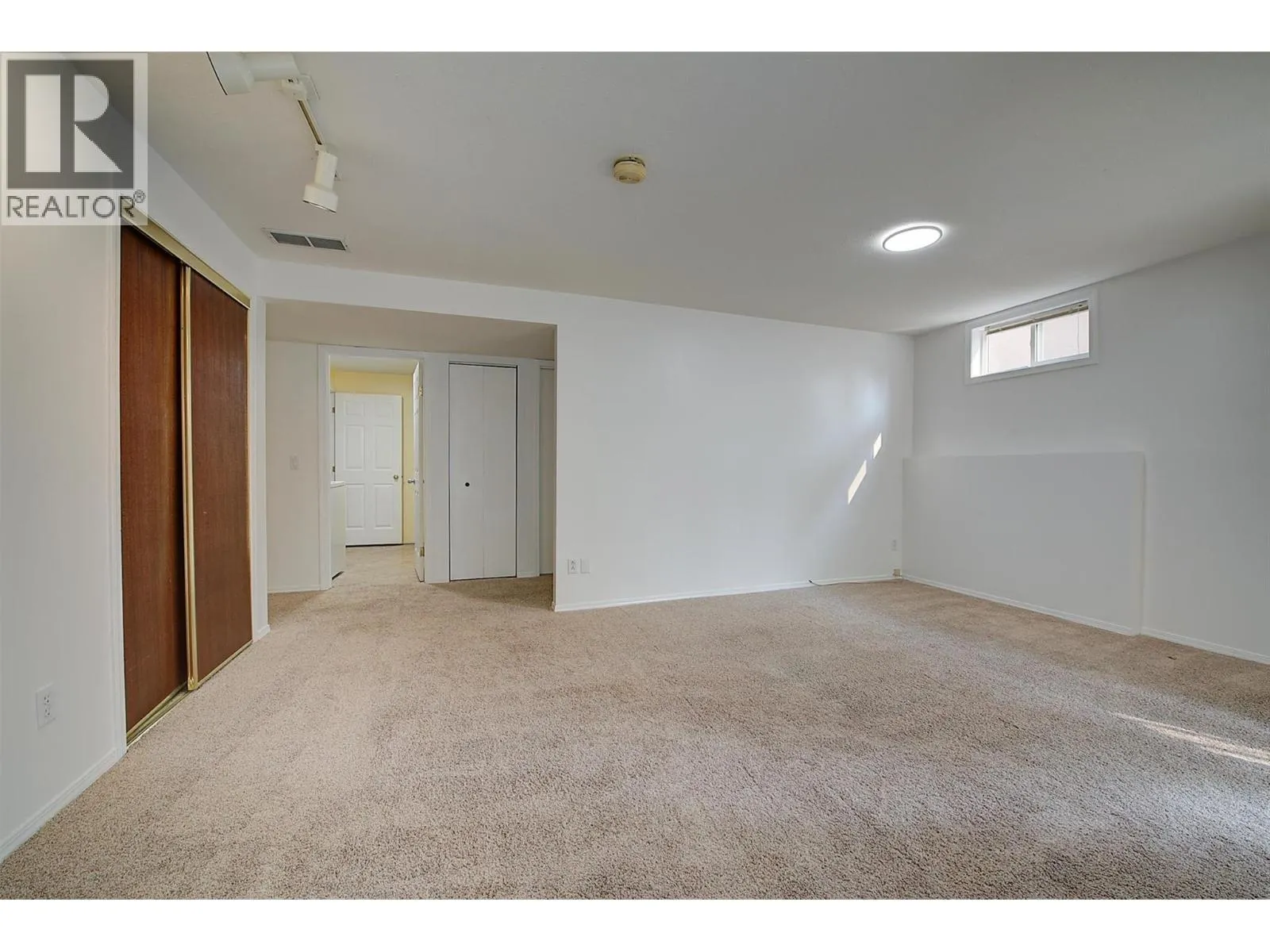 2440 Old Okanagan Highway Unit# 307
