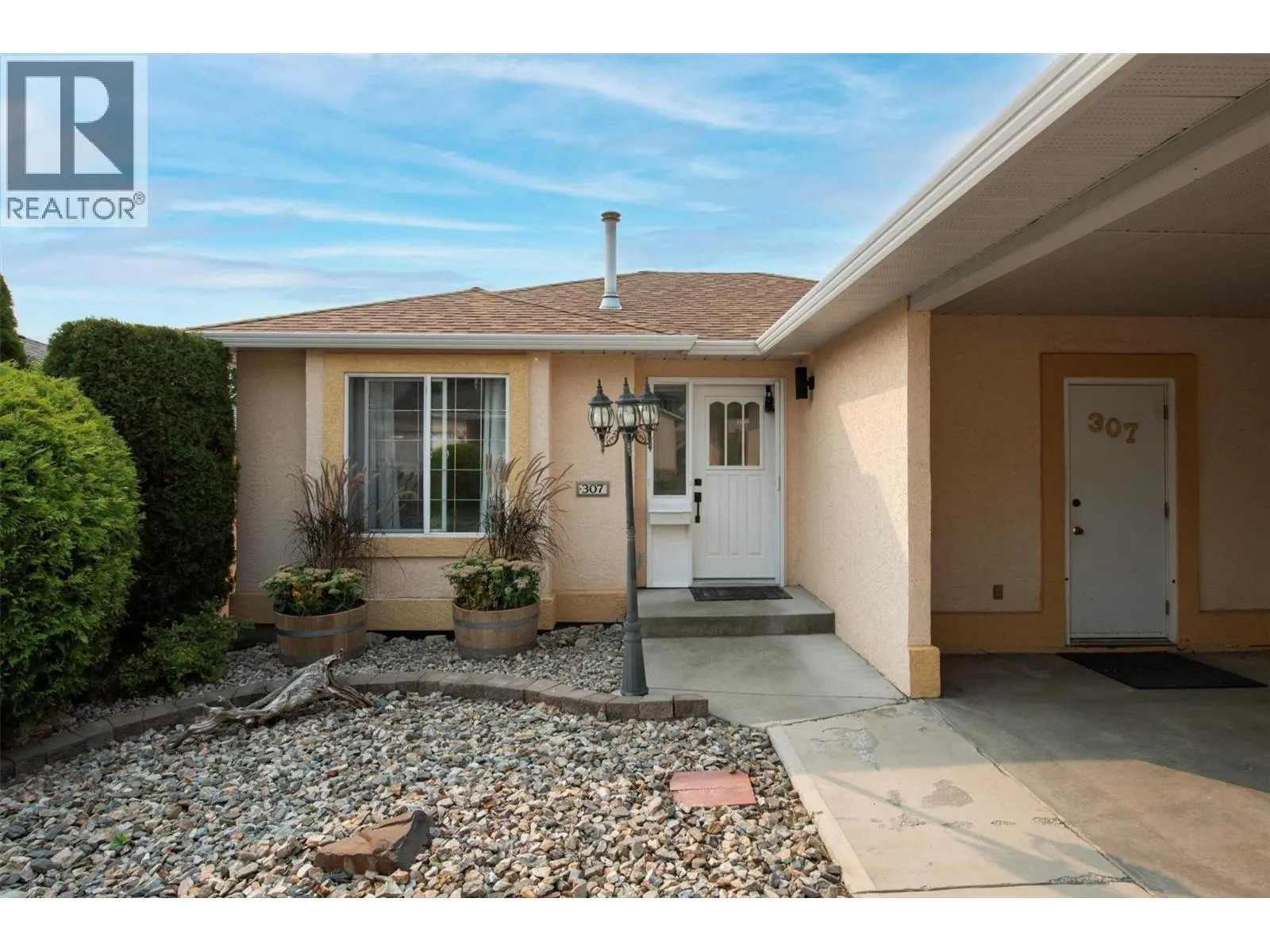 2440 Old Okanagan Highway Unit# 307
