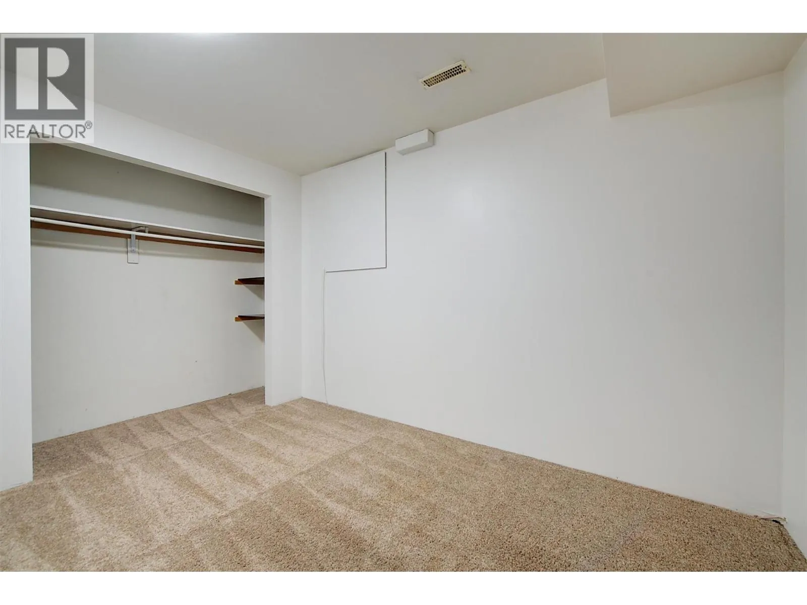 2440 Old Okanagan Highway Unit# 307