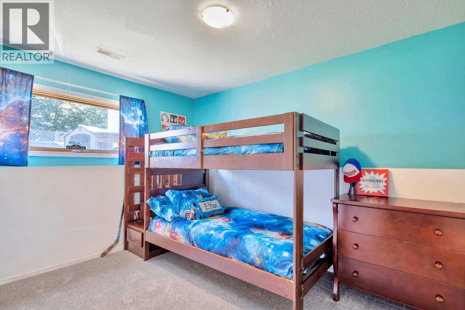 325 McTavish Road