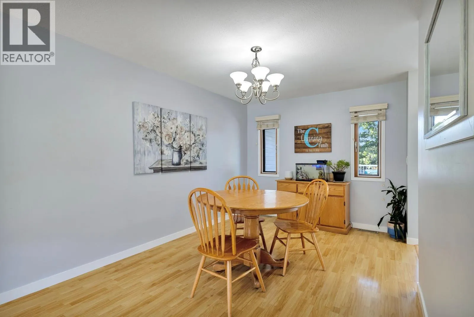 325 McTavish Road