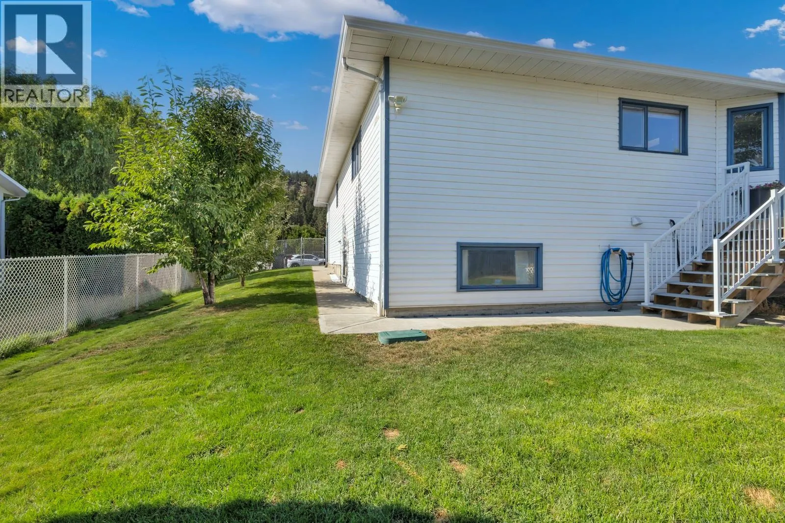 325 McTavish Road