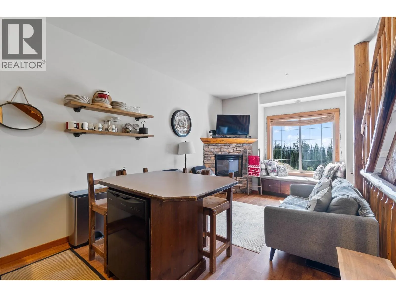 5015 Snowbird Way Unit# 2