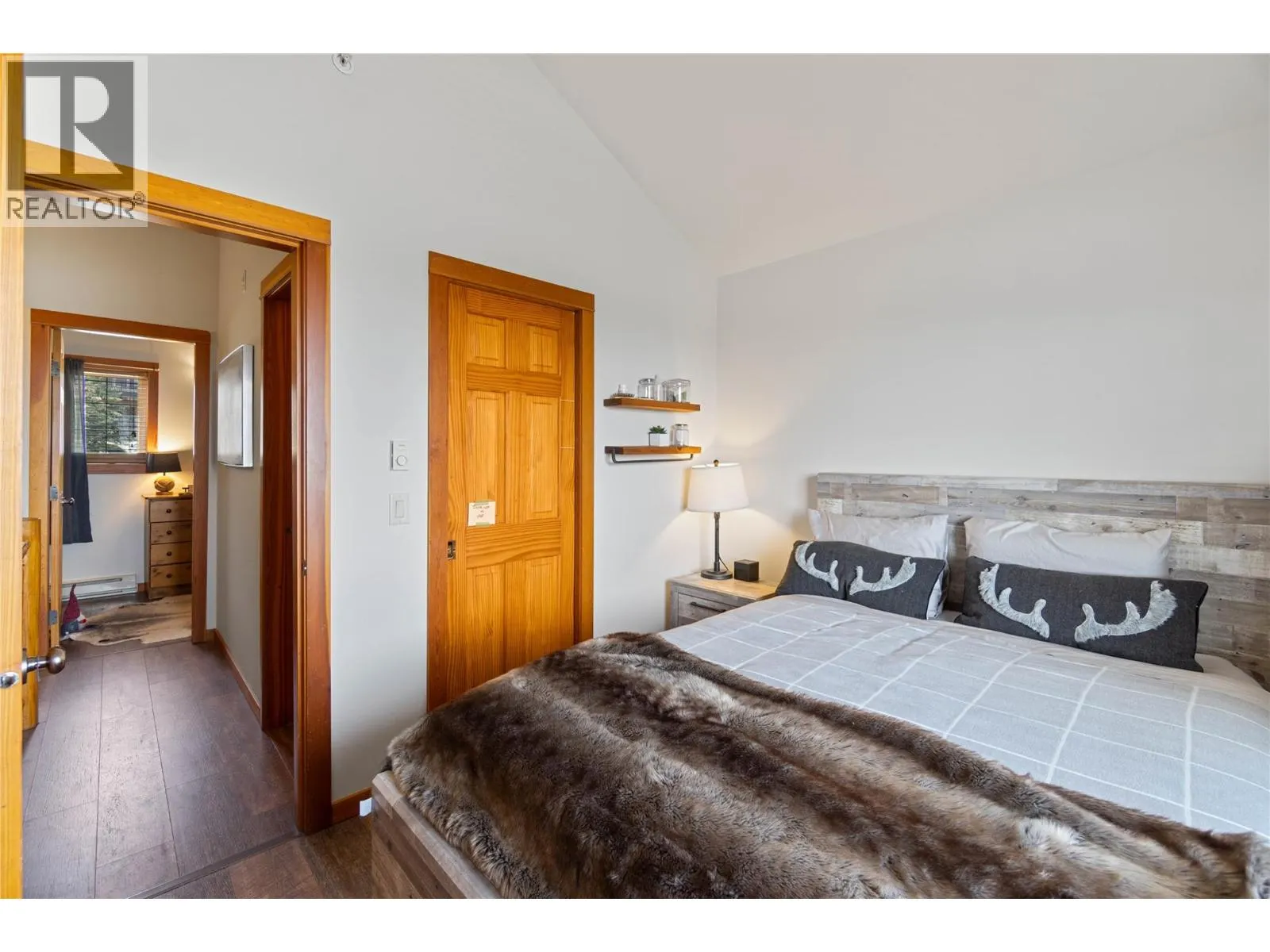 5015 Snowbird Way Unit# 2