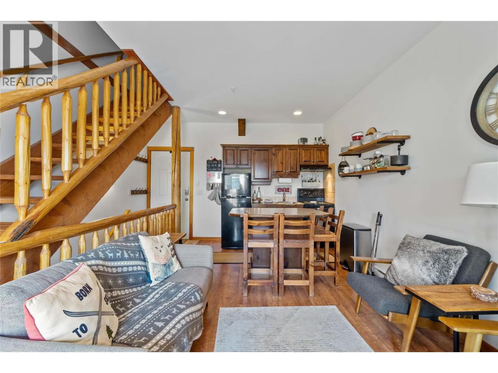 5015 Snowbird Way Unit# 2
