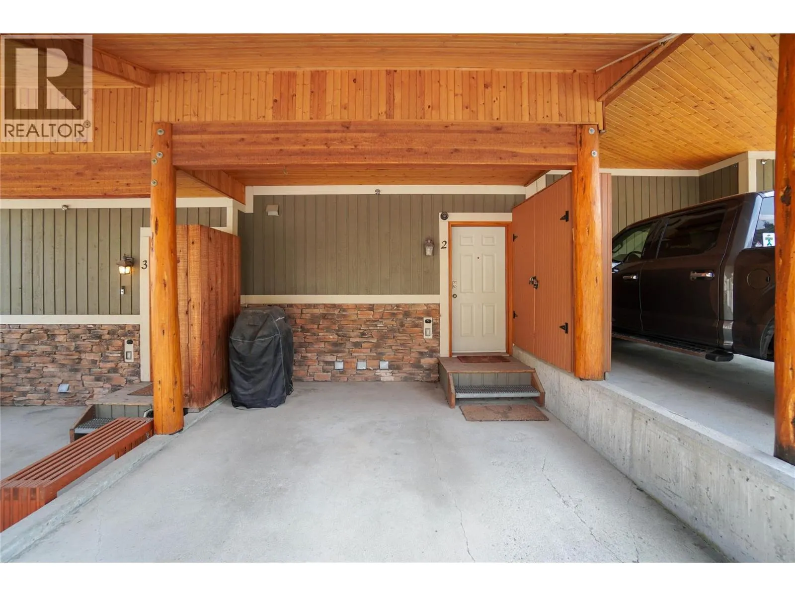 5015 Snowbird Way Unit# 2