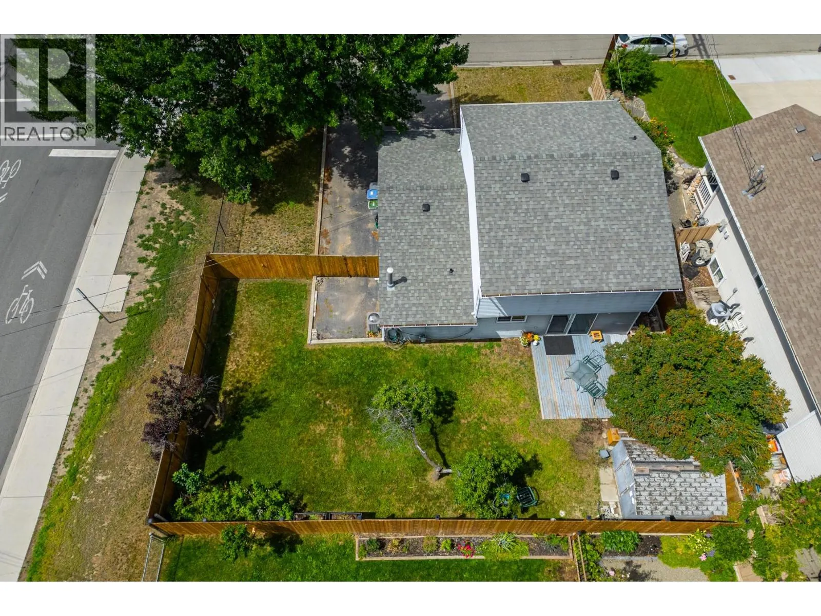 1009 Southill Street