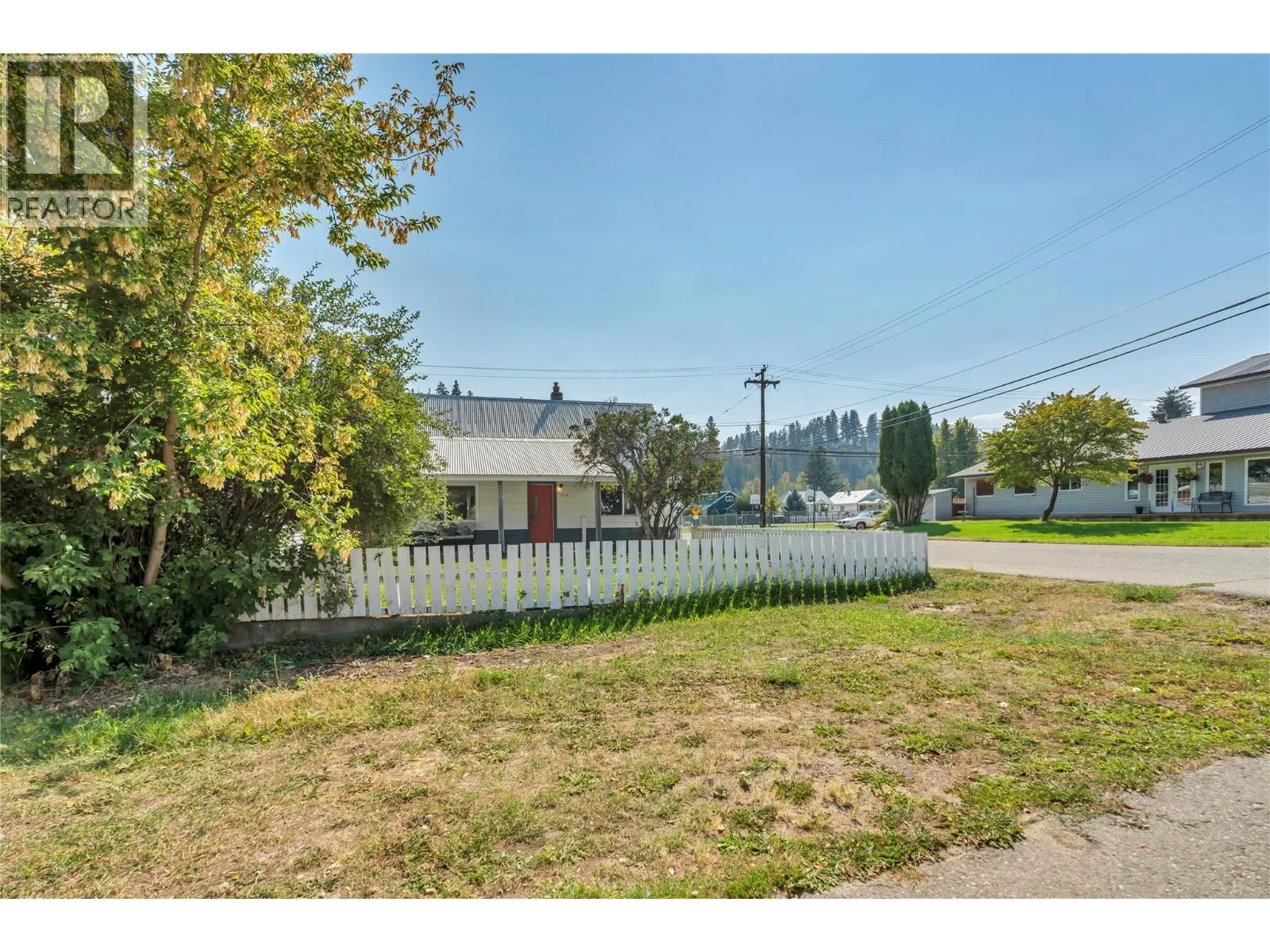 216 Angela Ave