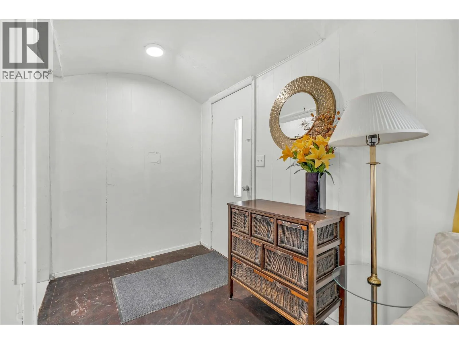 216 Angela Ave