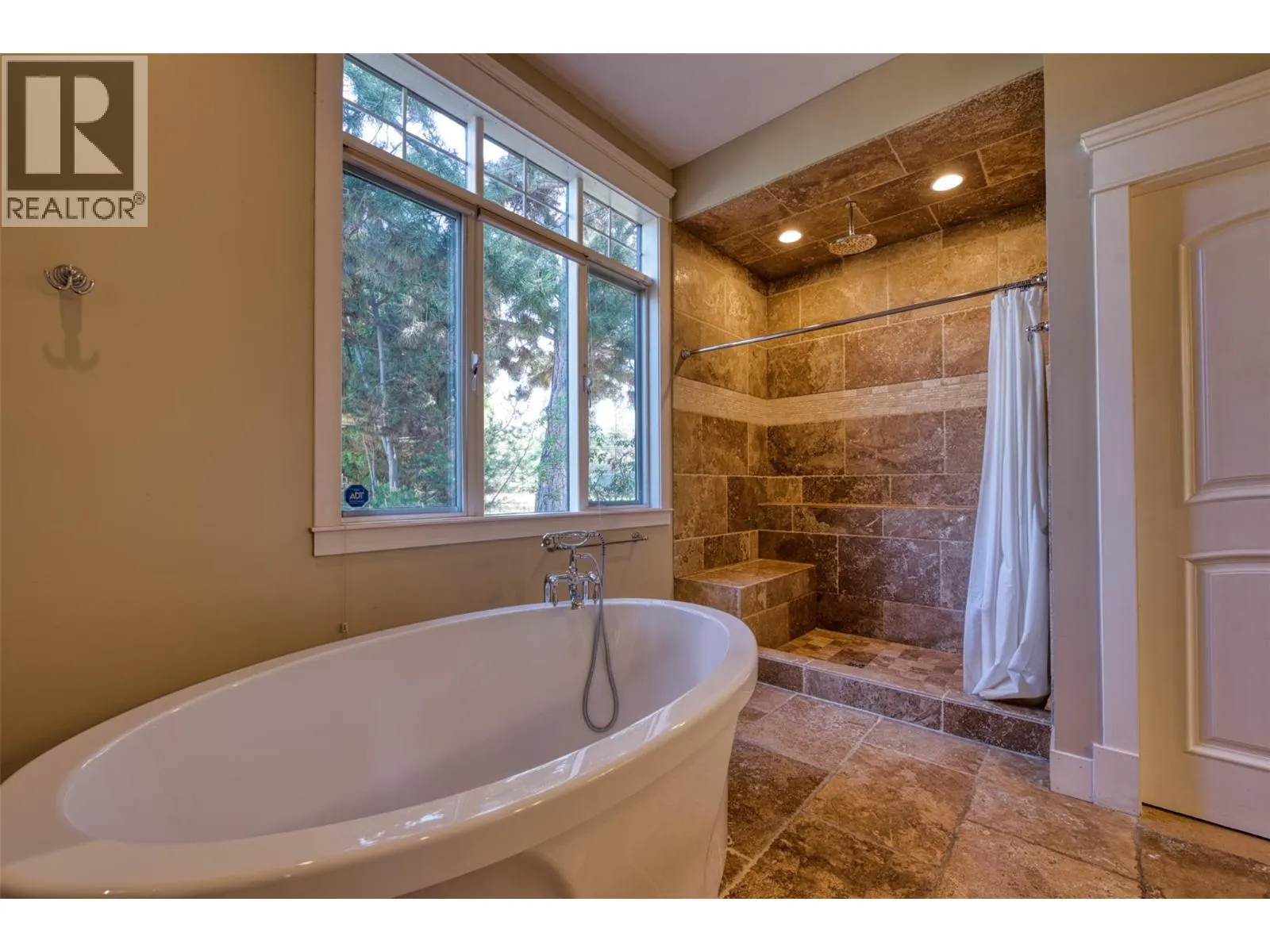 1117 Crawford Road
