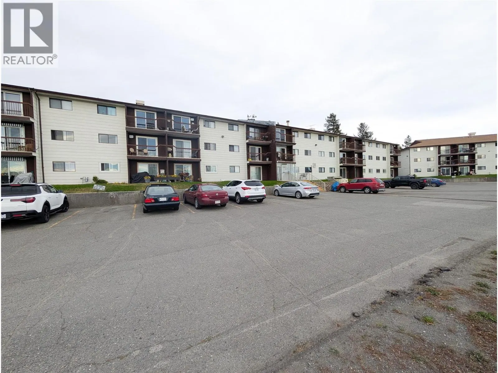 280 ALDER Drive Unit# 206