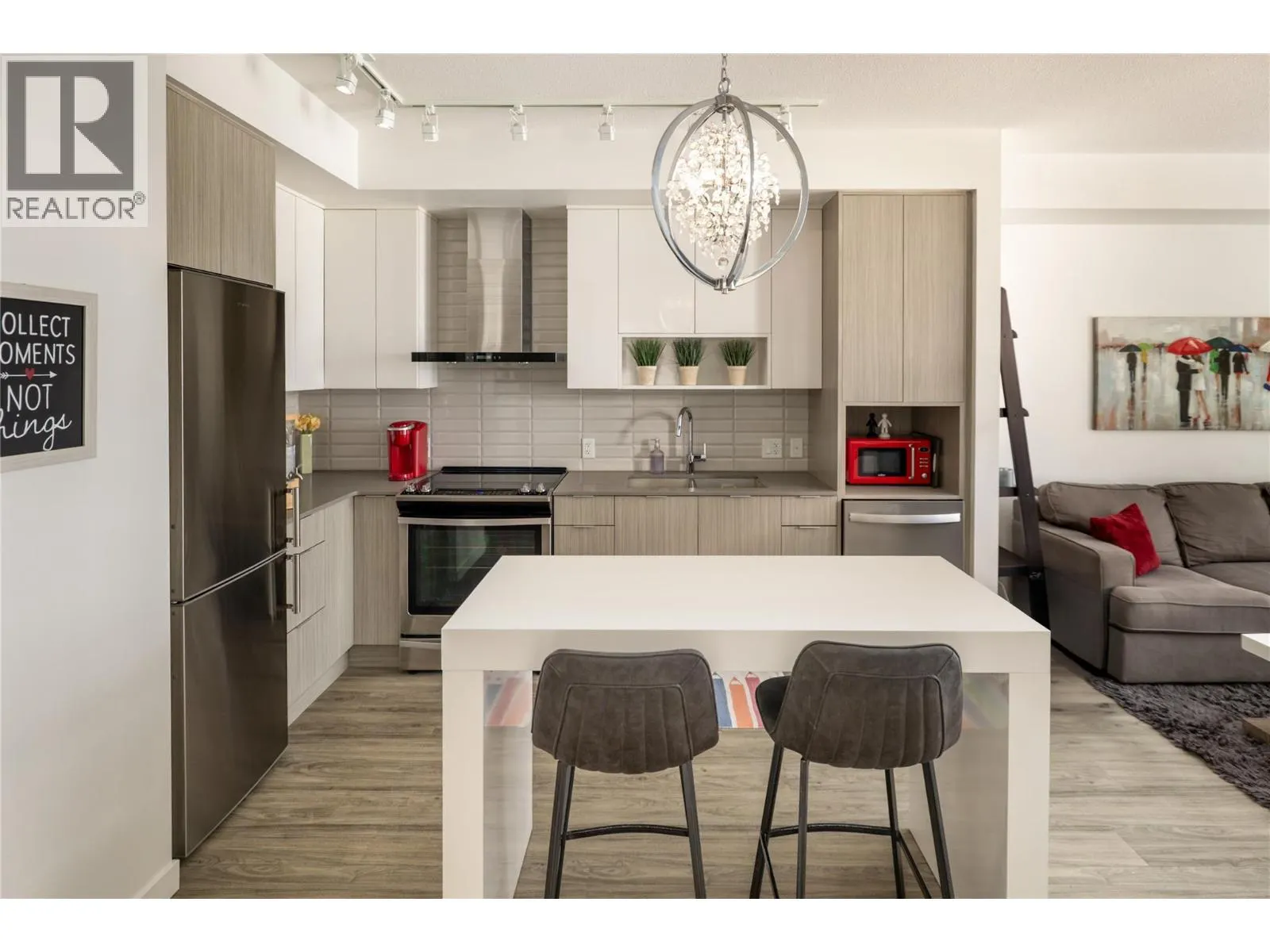1775 Chapman Place Unit# 210