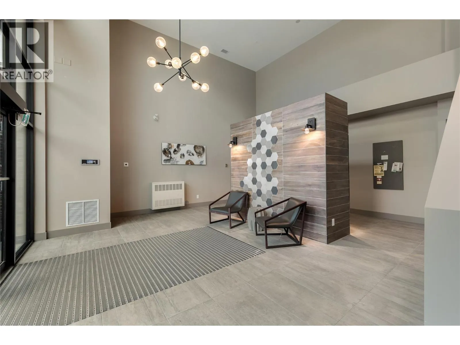 1775 Chapman Place Unit# 210