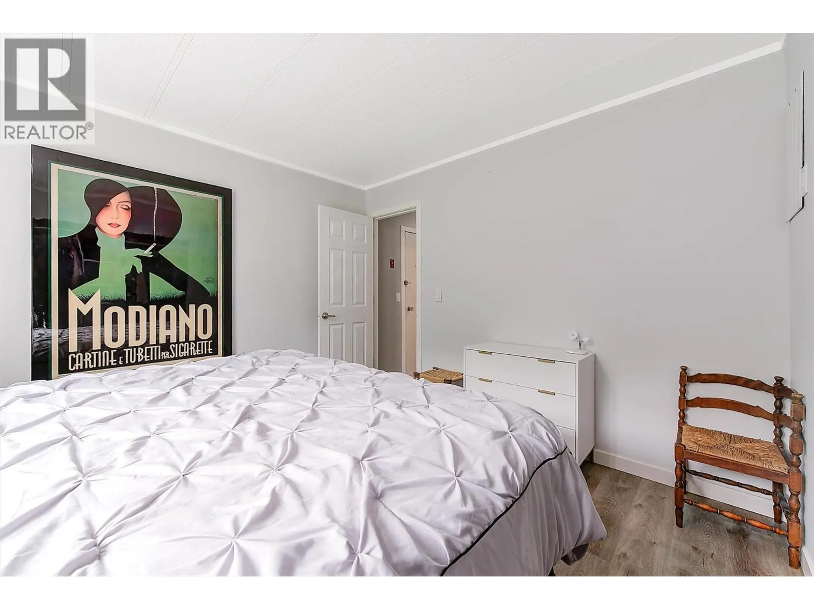 1929 97 Highway S Unit# 49