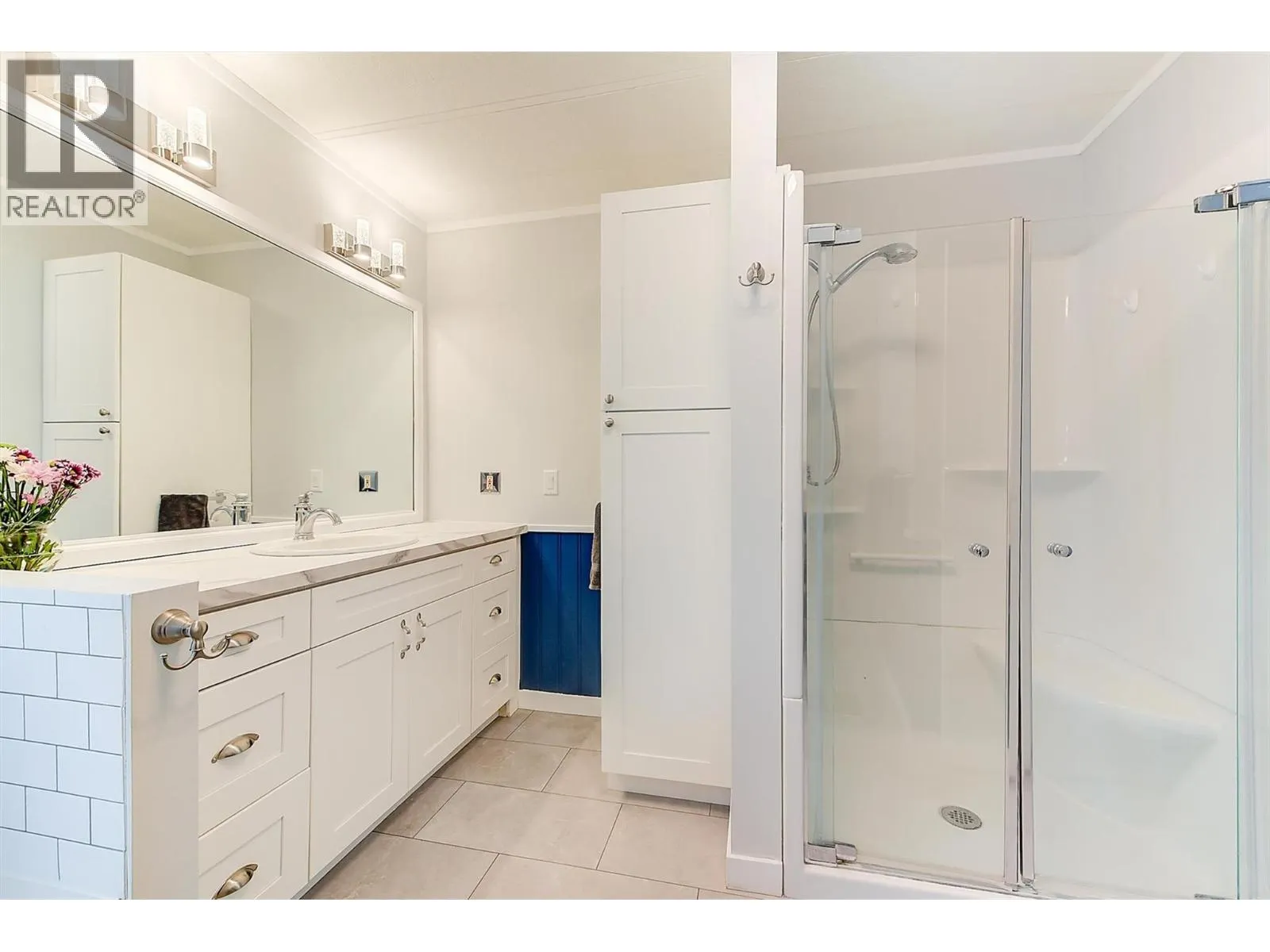 1929 97 Highway S Unit# 49