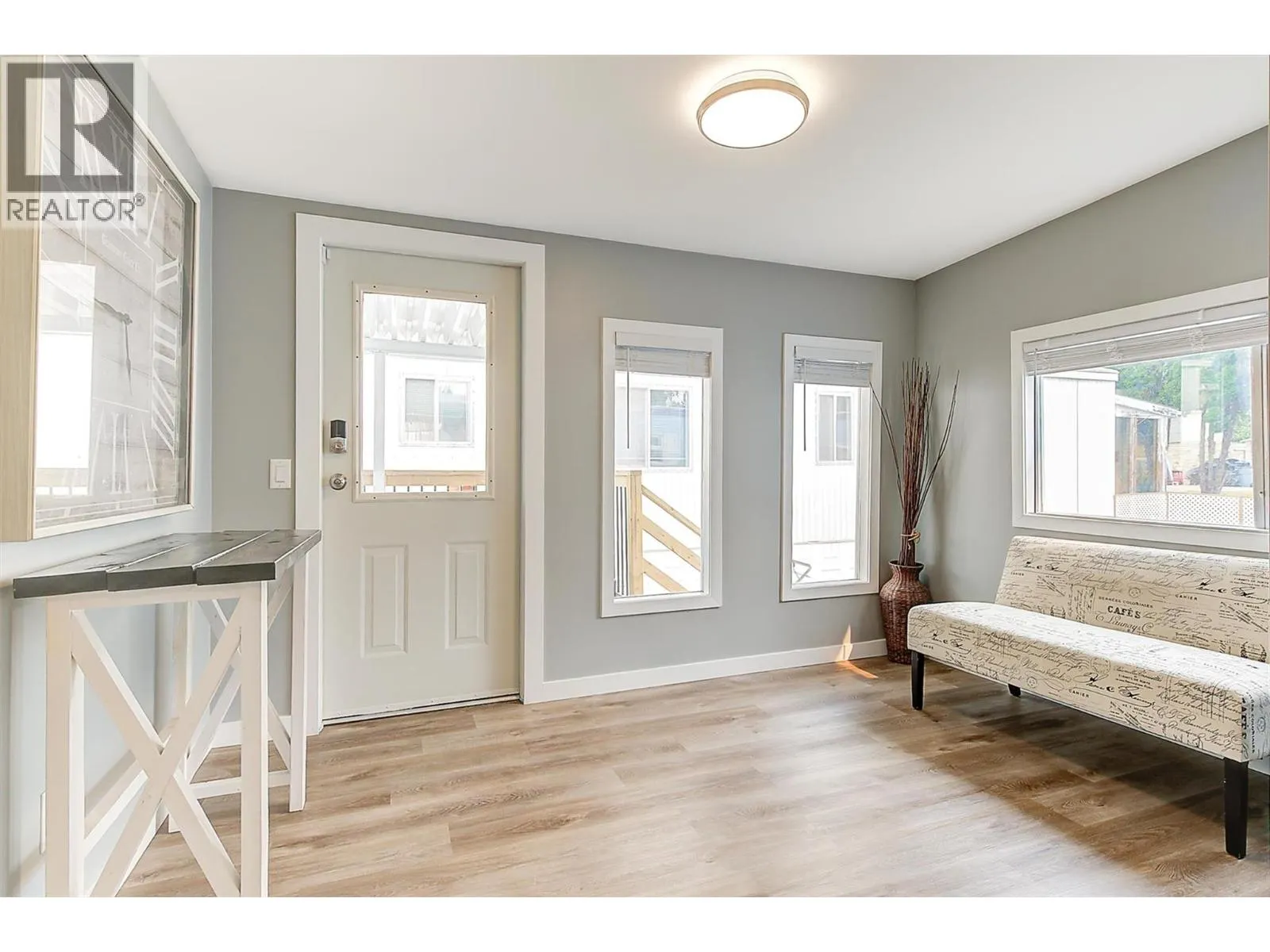 1929 97 Highway S Unit# 49