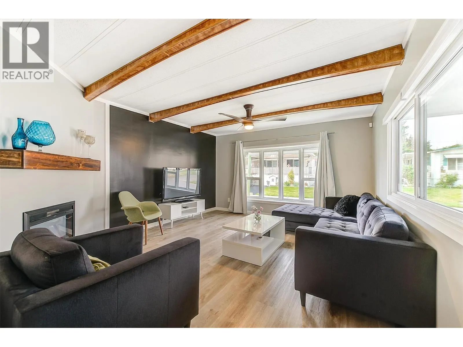 1929 97 Highway S Unit# 49