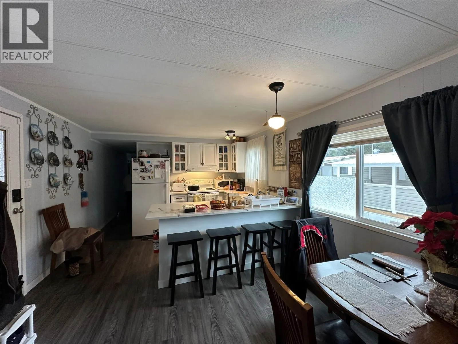473 CORINA Avenue Unit# 15