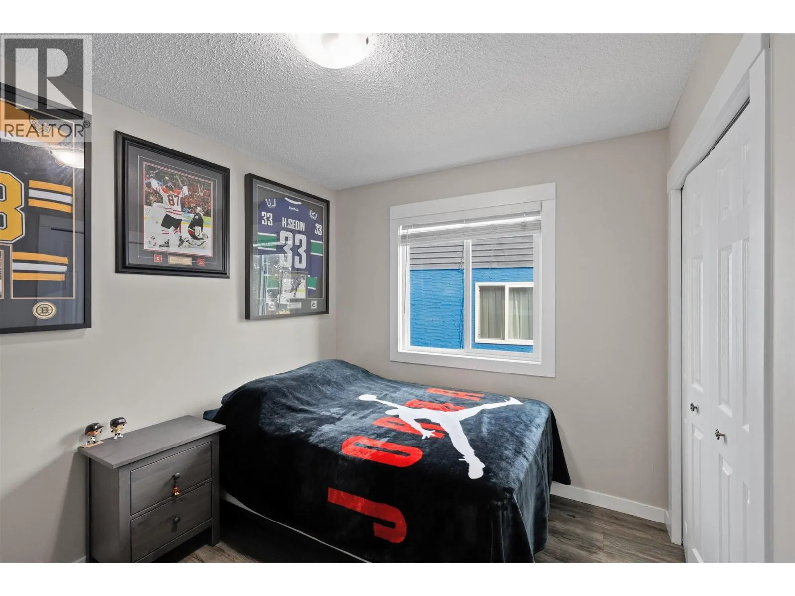 209 HOLLYBURN Drive