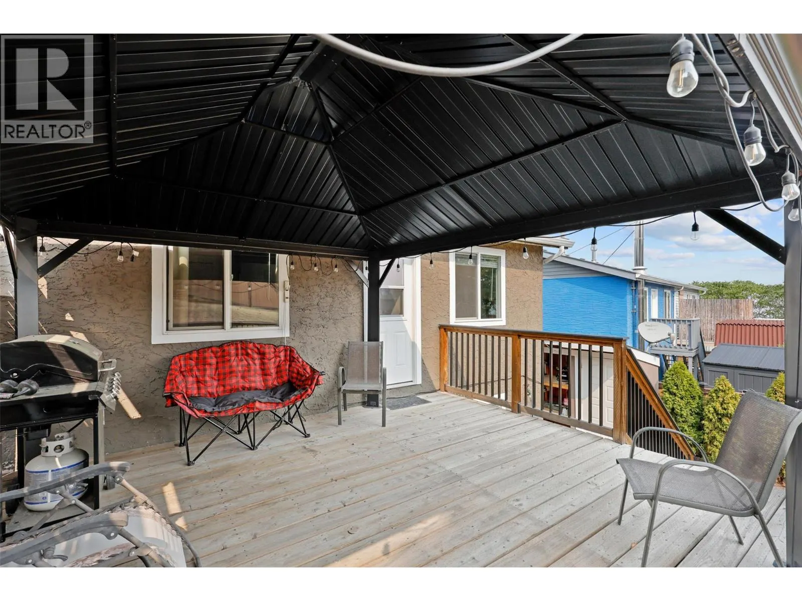 209 HOLLYBURN Drive