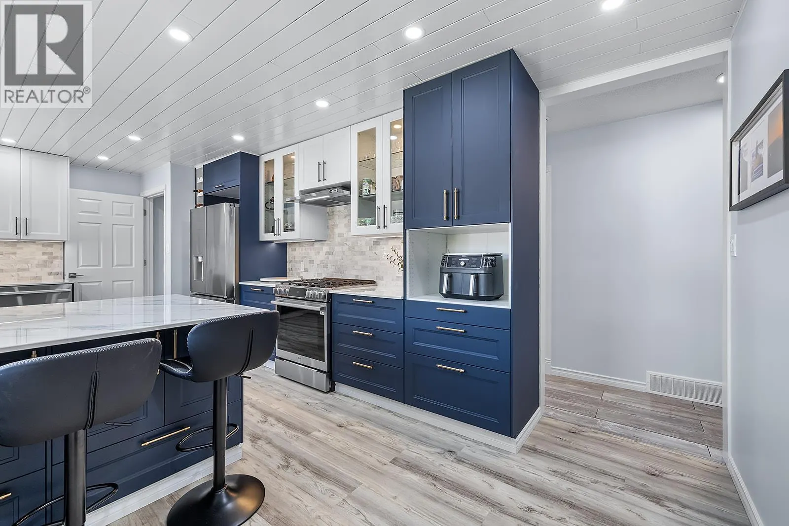 452 MOUNTAIN ASH Crescent