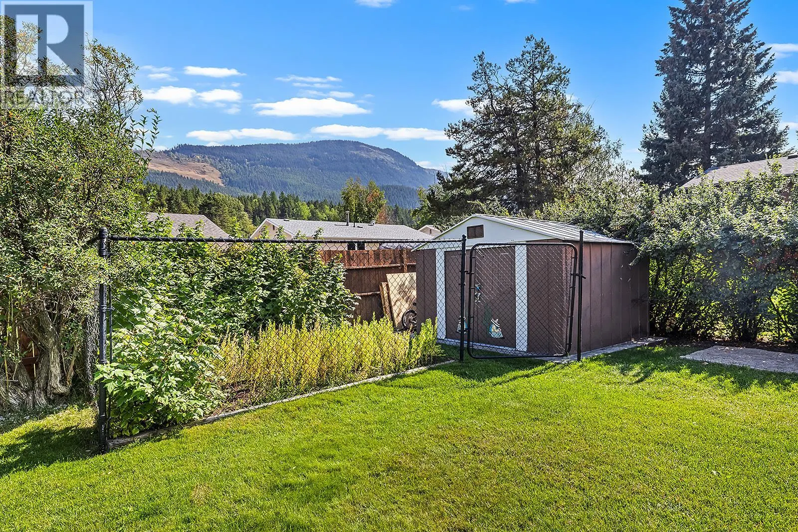 452 MOUNTAIN ASH Crescent