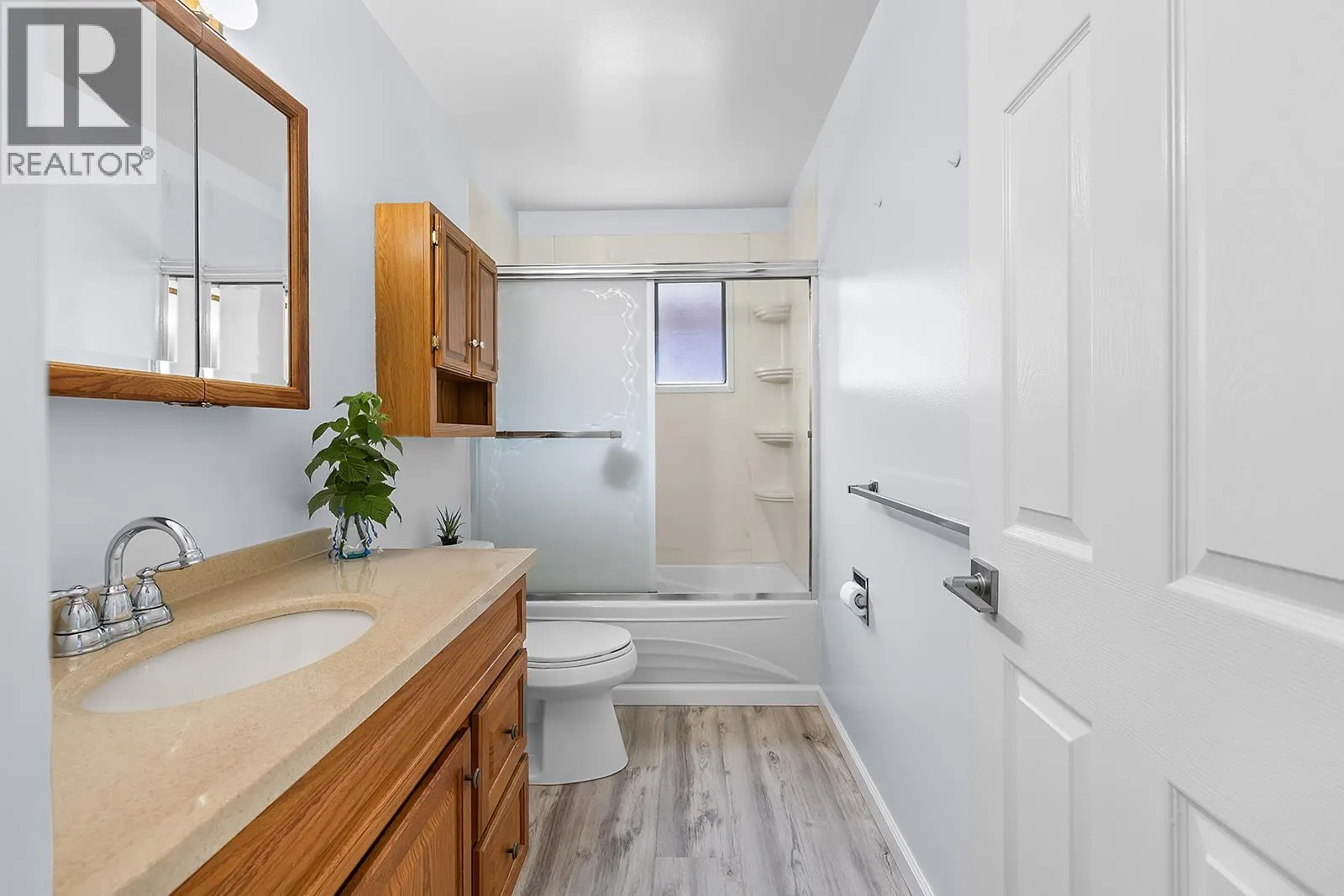 452 MOUNTAIN ASH Crescent