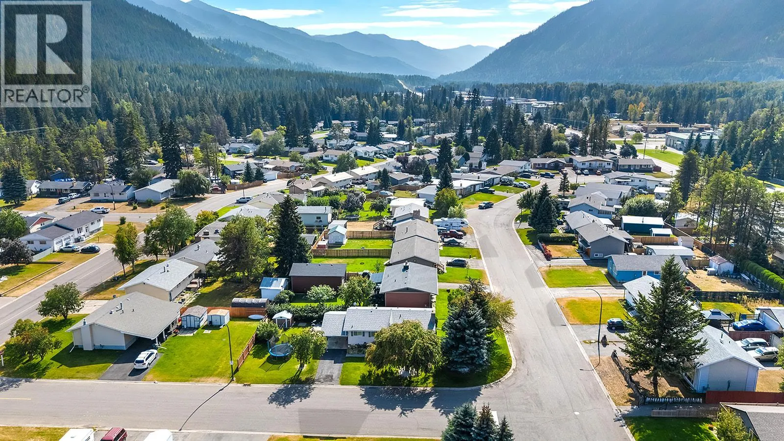 452 MOUNTAIN ASH Crescent