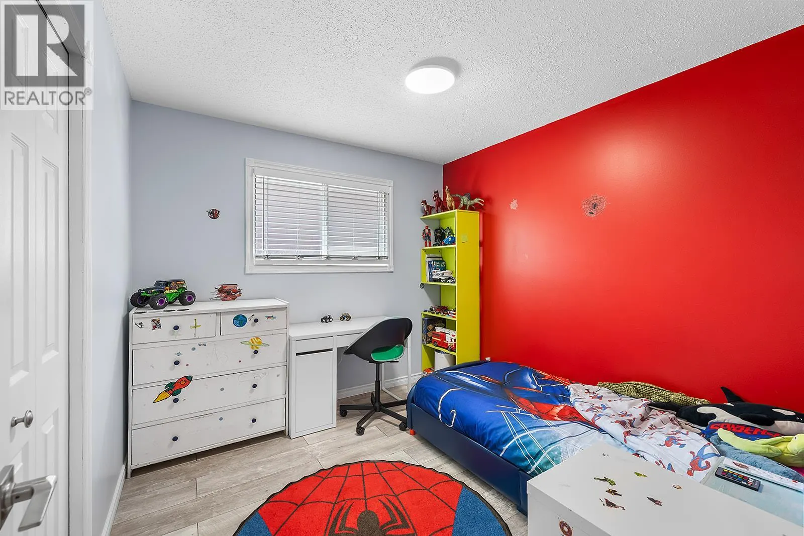 452 MOUNTAIN ASH Crescent