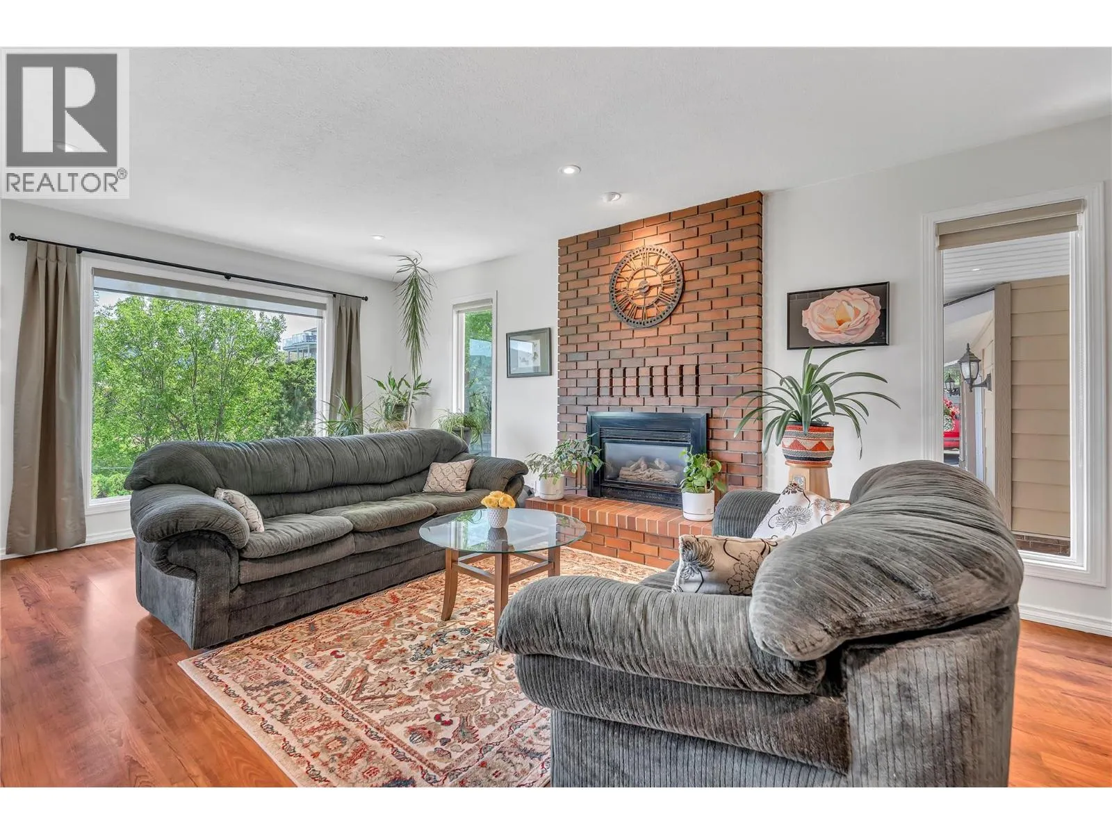 8704 Kuroda Place