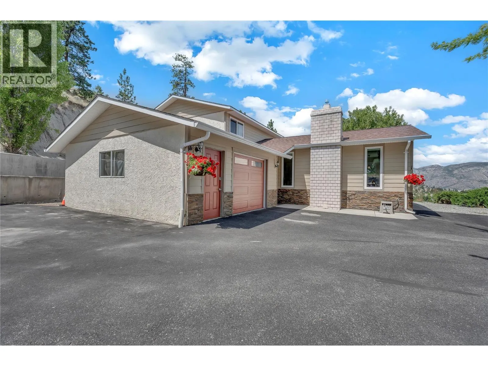8704 Kuroda Place